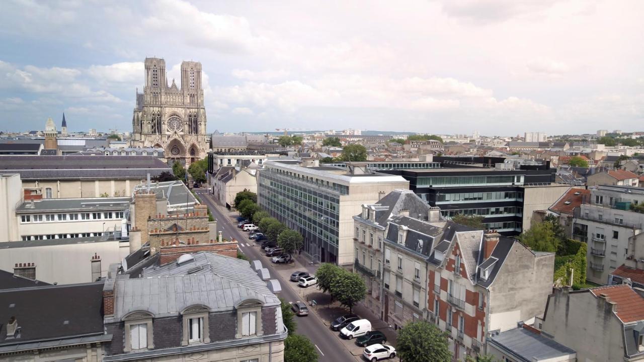 مبيت وإفطار رانس La Demeure Des Sacres - Cathedrale المظهر الخارجي الصورة
